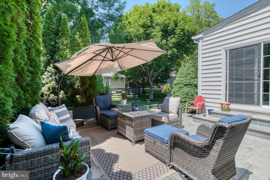 7586 SWEETGUM CT, WARRENTON, Virginia 20187, 4 Bedrooms Bedrooms, ,3 BathroomsBathrooms,Residential,7586 SWEETGUM CT,VAFQ2022162 MLS # VAFQ2022162 7586 SWEETGUM CT, WARRENTON, Virginia 20187, 4 Bedrooms Bedrooms, ,3 BathroomsBathrooms,Residential,7586 SWEETGUM CT,VAFQ2022162 MLS # VAFQ2022162
