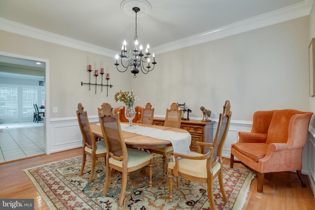 7586 SWEETGUM CT, WARRENTON, Virginia 20187, 4 Bedrooms Bedrooms, ,3 BathroomsBathrooms,Residential,7586 SWEETGUM CT,VAFQ2022162 MLS # VAFQ2022162 7586 SWEETGUM CT, WARRENTON, Virginia 20187, 4 Bedrooms Bedrooms, ,3 BathroomsBathrooms,Residential,7586 SWEETGUM CT,VAFQ2022162 MLS # VAFQ2022162