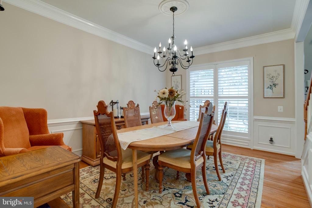 7586 SWEETGUM CT, WARRENTON, Virginia 20187, 4 Bedrooms Bedrooms, ,3 BathroomsBathrooms,Residential,7586 SWEETGUM CT,VAFQ2022162 MLS # VAFQ2022162 7586 SWEETGUM CT, WARRENTON, Virginia 20187, 4 Bedrooms Bedrooms, ,3 BathroomsBathrooms,Residential,7586 SWEETGUM CT,VAFQ2022162 MLS # VAFQ2022162