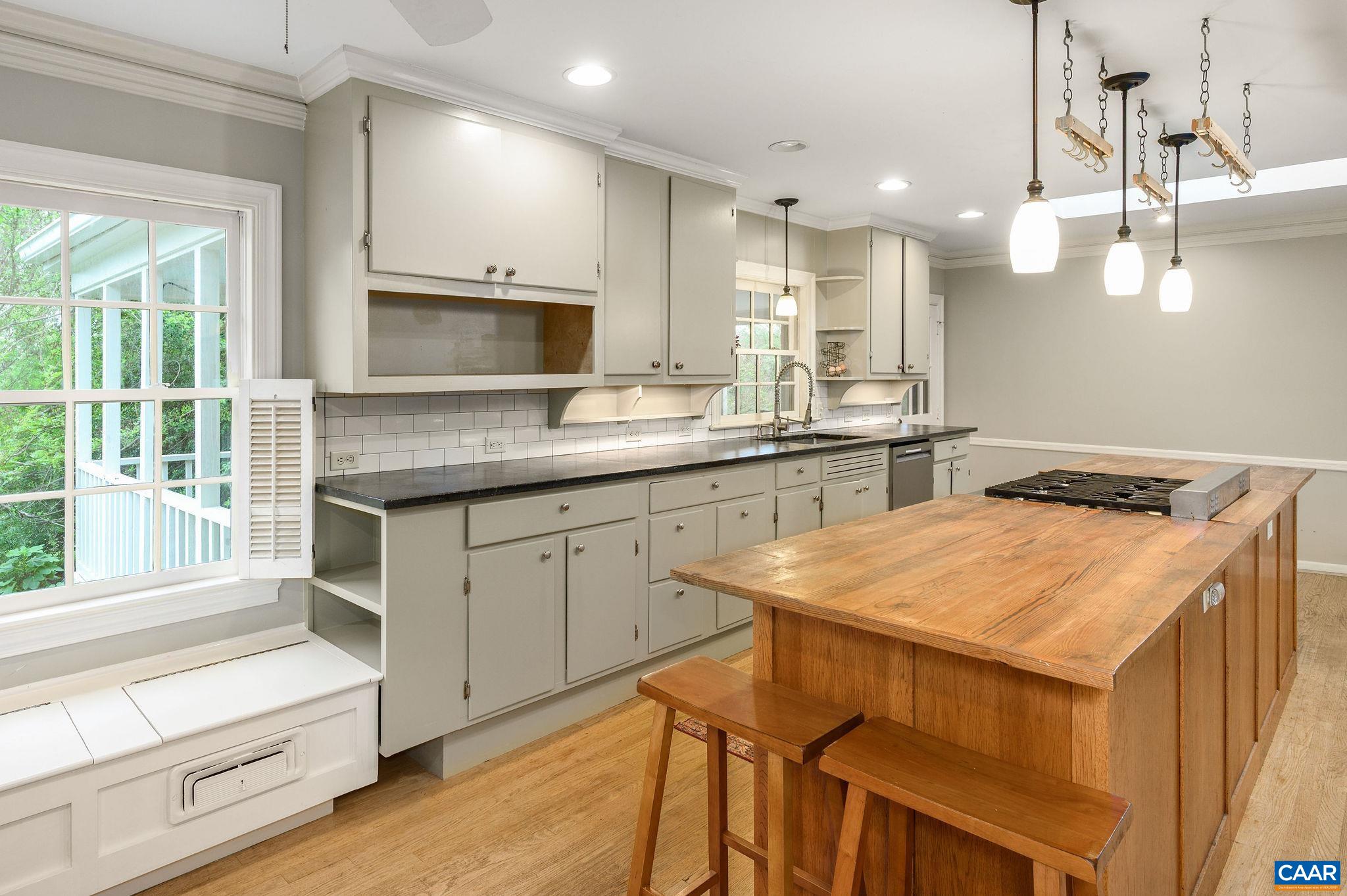 4580 WESLEY CHAPEL RD, FREE UNION, Virginia 22940, 5 Bedrooms Bedrooms, ,4 BathroomsBathrooms,Residential,4580 WESLEY CHAPEL RD,677257 MLS # 677257 4580 WESLEY CHAPEL RD, FREE UNION, Virginia 22940, 5 Bedrooms Bedrooms, ,4 BathroomsBathrooms,Residential,4580 WESLEY CHAPEL RD,677257 MLS # 677257