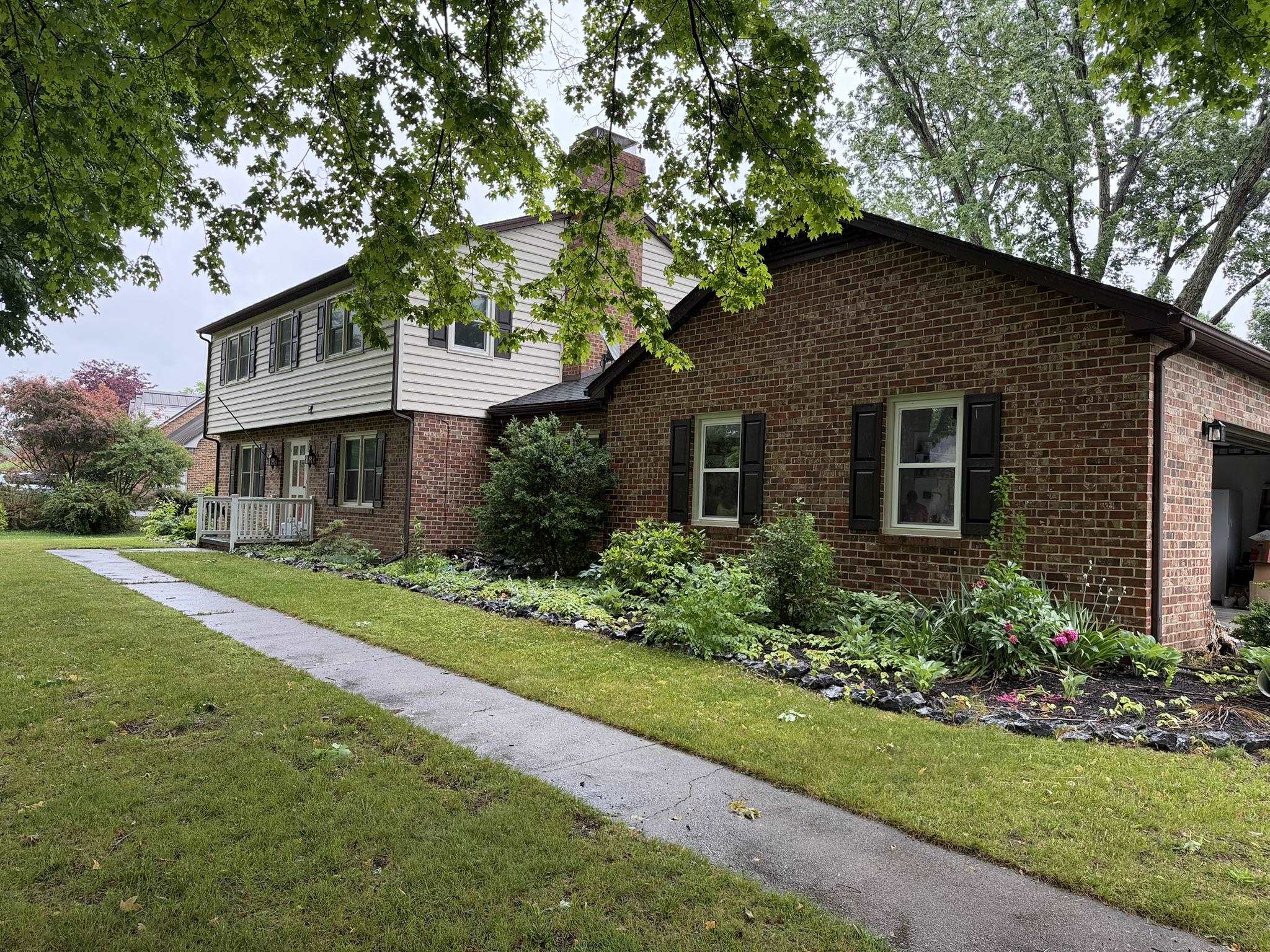 200 PELHAM DR, WAYNESBORO, Virginia 22980, 5 Bedrooms Bedrooms, ,3 BathroomsBathrooms,Residential,200 PELHAM DR,677529 MLS # 677529 200 PELHAM DR, WAYNESBORO, Virginia 22980, 5 Bedrooms Bedrooms, ,3 BathroomsBathrooms,Residential,200 PELHAM DR,677529 MLS # 677529