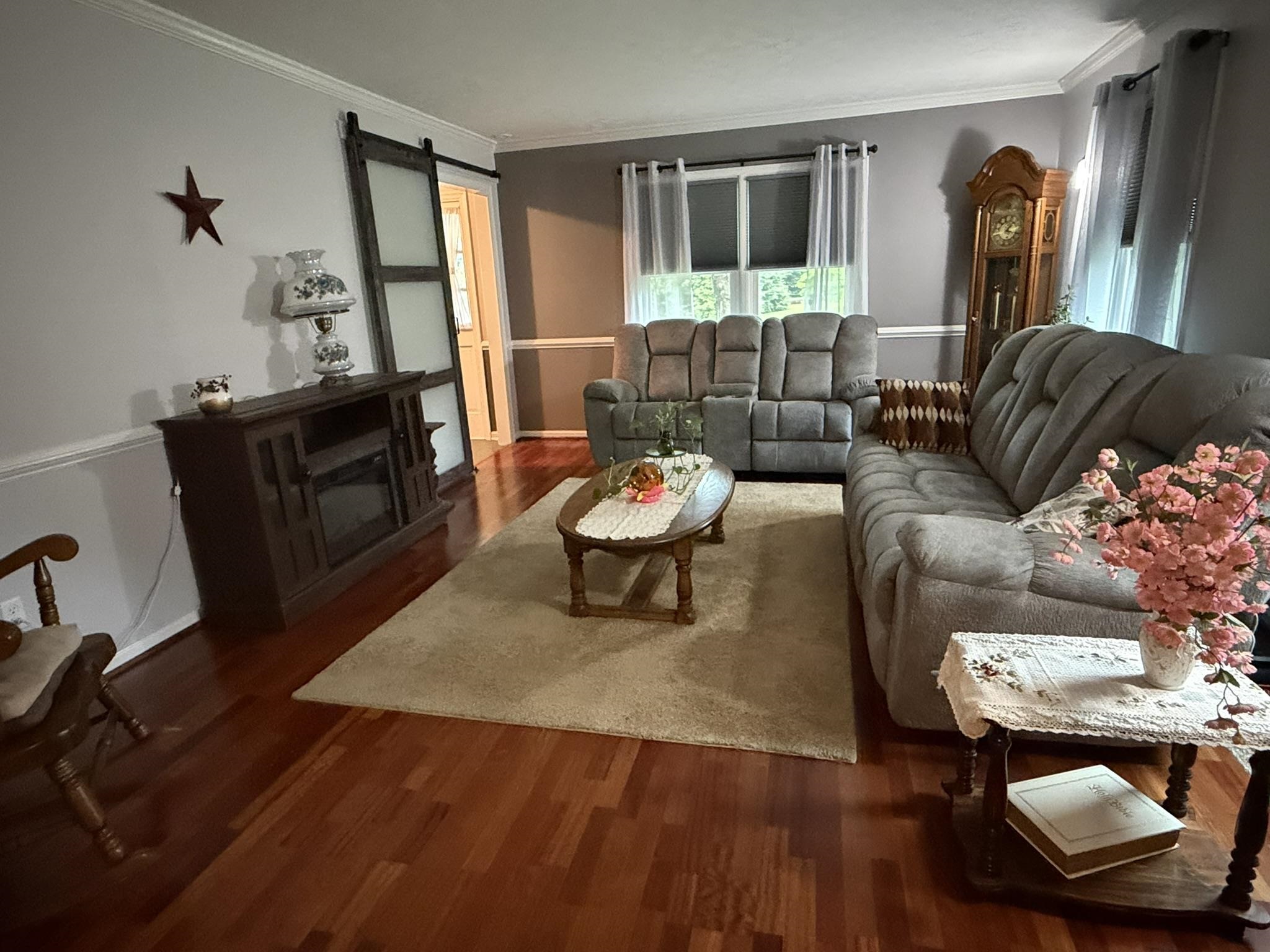 200 PELHAM DR, WAYNESBORO, Virginia 22980, 5 Bedrooms Bedrooms, ,3 BathroomsBathrooms,Residential,200 PELHAM DR,677529 MLS # 677529 200 PELHAM DR, WAYNESBORO, Virginia 22980, 5 Bedrooms Bedrooms, ,3 BathroomsBathrooms,Residential,200 PELHAM DR,677529 MLS # 677529