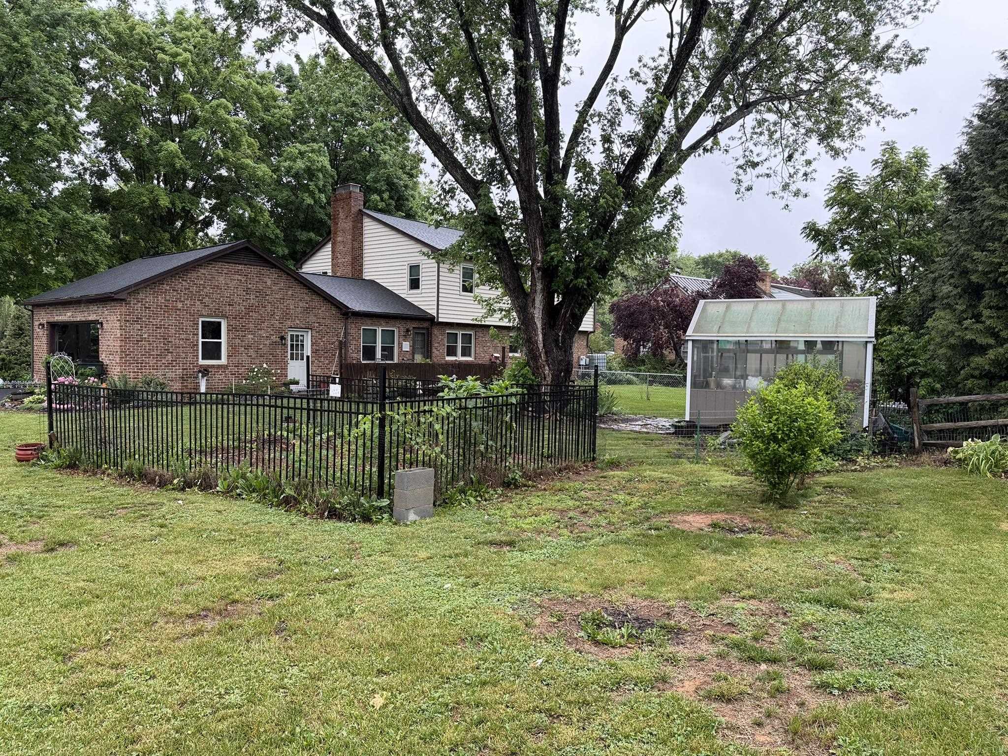 200 PELHAM DR, WAYNESBORO, Virginia 22980, 5 Bedrooms Bedrooms, ,3 BathroomsBathrooms,Residential,200 PELHAM DR,677529 MLS # 677529 200 PELHAM DR, WAYNESBORO, Virginia 22980, 5 Bedrooms Bedrooms, ,3 BathroomsBathrooms,Residential,200 PELHAM DR,677529 MLS # 677529