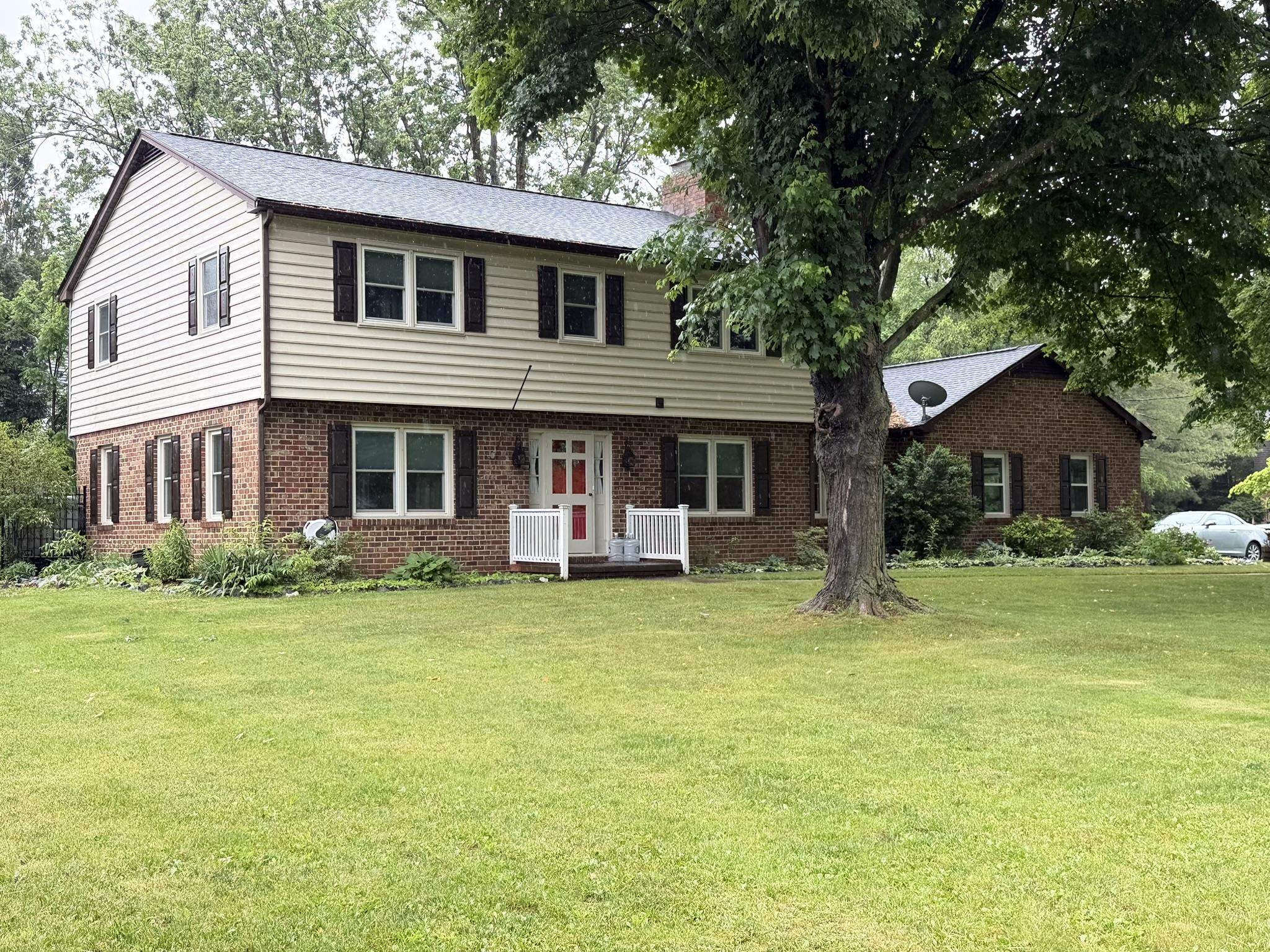 200 PELHAM DR, WAYNESBORO, Virginia 22980, 5 Bedrooms Bedrooms, ,3 BathroomsBathrooms,Residential,200 PELHAM DR,677529 MLS # 677529 200 PELHAM DR, WAYNESBORO, Virginia 22980, 5 Bedrooms Bedrooms, ,3 BathroomsBathrooms,Residential,200 PELHAM DR,677529 MLS # 677529