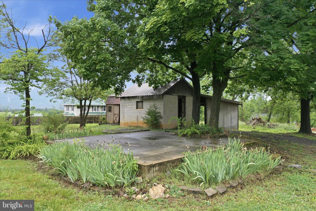 711 RILEYVILLE RD, RILEYVILLE, Virginia 22650, 3 Bedrooms Bedrooms, ,1 BathroomBathrooms,Residential,711 RILEYVILLE RD,VAPA2005920 MLS # VAPA2005920