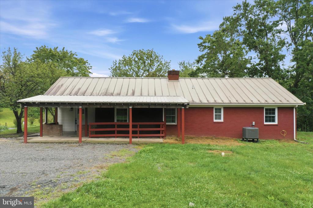 711 RILEYVILLE RD, RILEYVILLE, Virginia 22650, 3 Bedrooms Bedrooms, ,1 BathroomBathrooms,Residential,711 RILEYVILLE RD,VAPA2005920 MLS # VAPA2005920