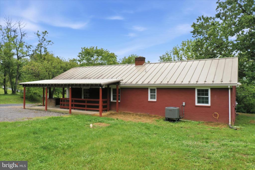 711 RILEYVILLE RD, RILEYVILLE, Virginia 22650, 3 Bedrooms Bedrooms, ,1 BathroomBathrooms,Residential,711 RILEYVILLE RD,VAPA2005920 MLS # VAPA2005920