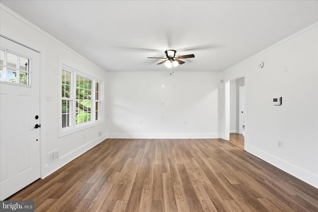 711 RILEYVILLE RD, RILEYVILLE, Virginia 22650, 3 Bedrooms Bedrooms, ,1 BathroomBathrooms,Residential,711 RILEYVILLE RD,VAPA2005920 MLS # VAPA2005920