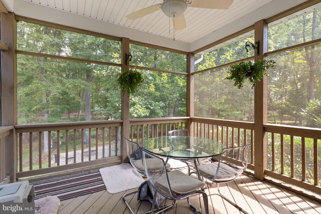 11913 OLD HICKORY CT, SPOTSYLVANIA, Virginia 22551, 4 Bedrooms Bedrooms, ,3 BathroomsBathrooms,Residential,11913 OLD HICKORY CT,VASP2041948 MLS # VASP2041948