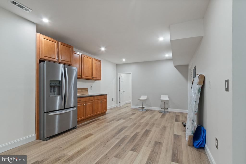 11913 OLD HICKORY CT, SPOTSYLVANIA, Virginia 22551, 4 Bedrooms Bedrooms, ,3 BathroomsBathrooms,Residential,11913 OLD HICKORY CT,VASP2041948 MLS # VASP2041948