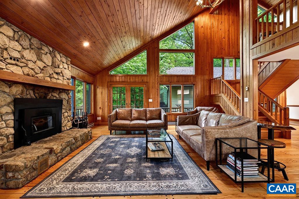 27 FOX SPARROW LN, WINTERGREEN RESORT, Virginia 22967, 5 Bedrooms Bedrooms, ,6 BathroomsBathrooms,Residential,27 FOX SPARROW LN,677535 MLS # 677535