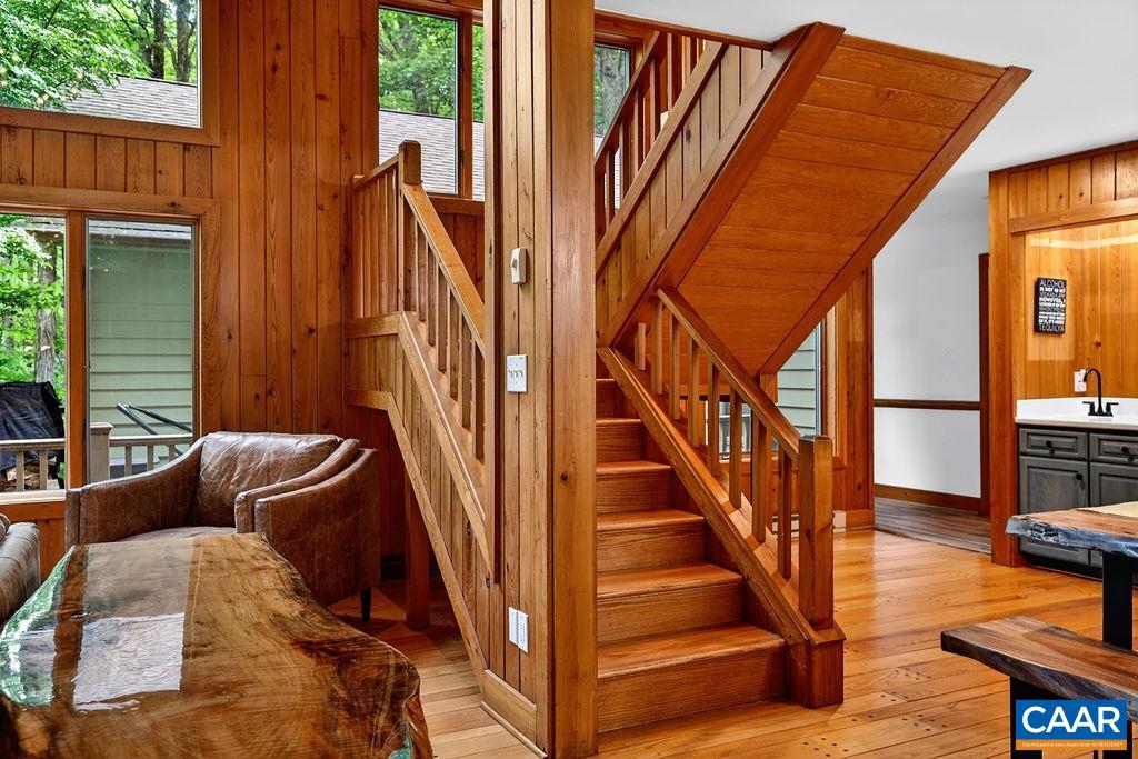 27 FOX SPARROW LN, WINTERGREEN RESORT, Virginia 22967, 5 Bedrooms Bedrooms, ,6 BathroomsBathrooms,Residential,27 FOX SPARROW LN,677535 MLS # 677535