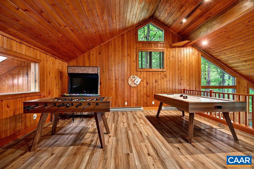 The large loft could be used as the 6th bedroom as well as it has its own full bath.