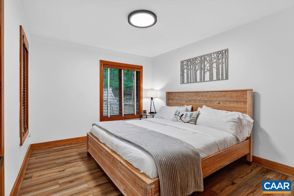 Gust bedroom