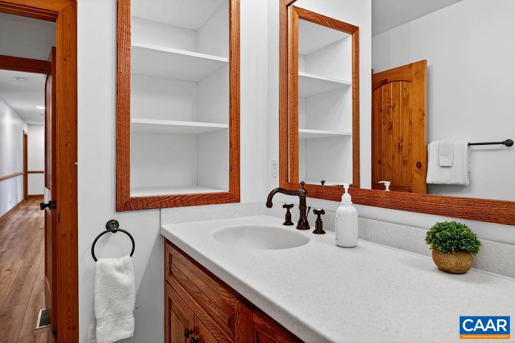 27 FOX SPARROW LN, WINTERGREEN RESORT, Virginia 22967, 5 Bedrooms Bedrooms, ,6 BathroomsBathrooms,Residential,27 FOX SPARROW LN,677535 MLS # 677535