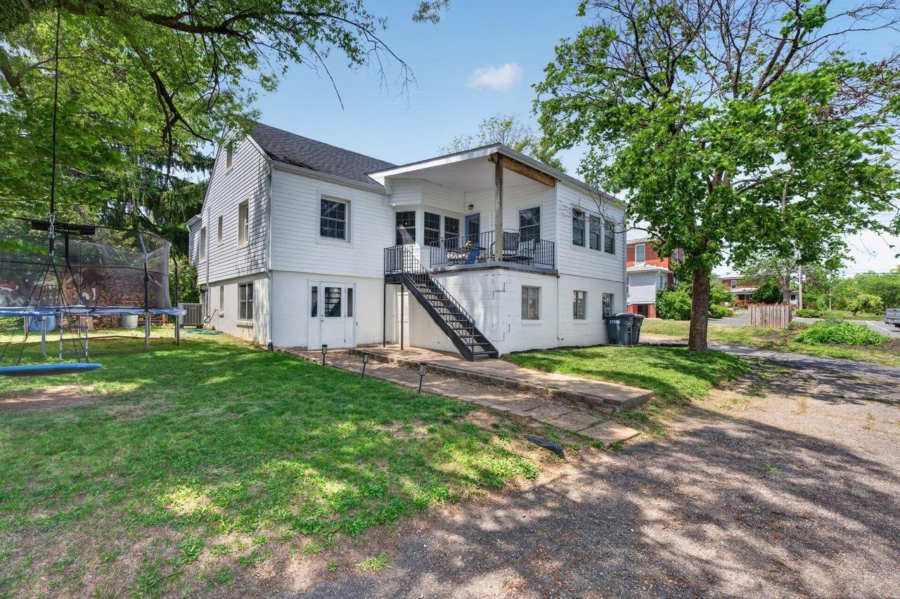 1088 COLLEGE AVE, HARRISONBURG, Virginia 22801, 6 Bedrooms Bedrooms, ,4 BathroomsBathrooms,Residential,1088 COLLEGE AVE,676991 MLS # 676991 1088 COLLEGE AVE, HARRISONBURG, Virginia 22801, 6 Bedrooms Bedrooms, ,4 BathroomsBathrooms,Residential,1088 COLLEGE AVE,676991 MLS # 676991