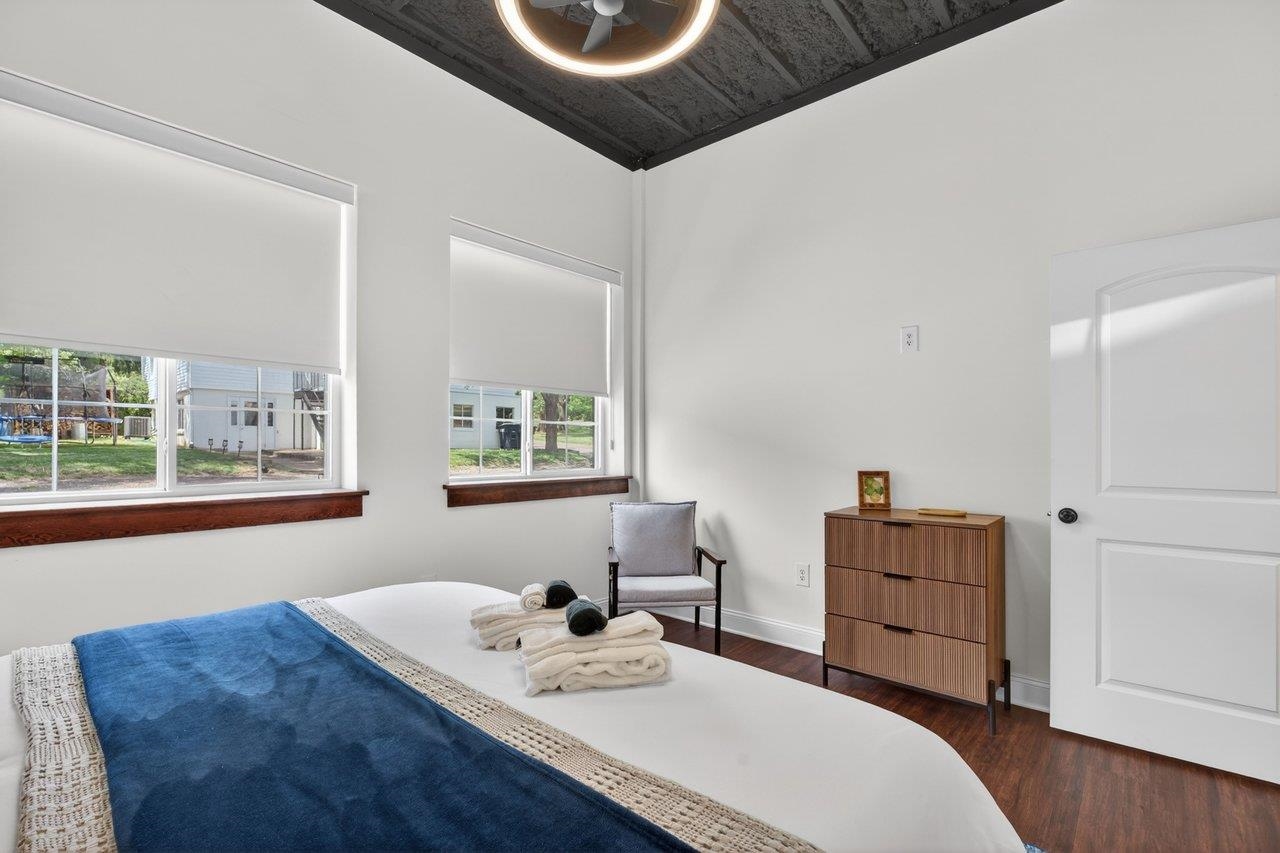 1088 COLLEGE AVE, HARRISONBURG, Virginia 22801, 6 Bedrooms Bedrooms, ,4 BathroomsBathrooms,Residential,1088 COLLEGE AVE,676991 MLS # 676991 1088 COLLEGE AVE, HARRISONBURG, Virginia 22801, 6 Bedrooms Bedrooms, ,4 BathroomsBathrooms,Residential,1088 COLLEGE AVE,676991 MLS # 676991