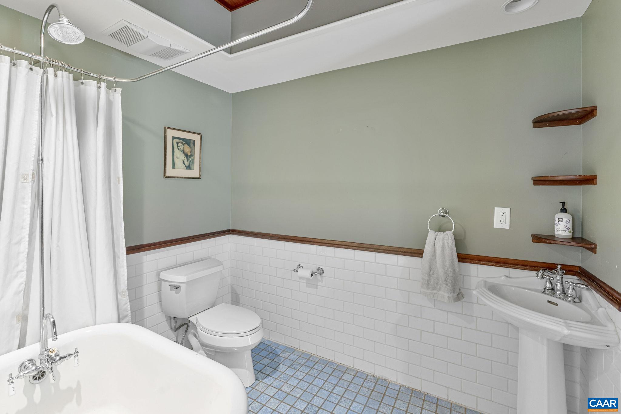 4616 LOVING RD, NORTH GARDEN, Virginia 22959, 4 Bedrooms Bedrooms, ,3 BathroomsBathrooms,Residential,4616 LOVING RD,677519 MLS # 677519