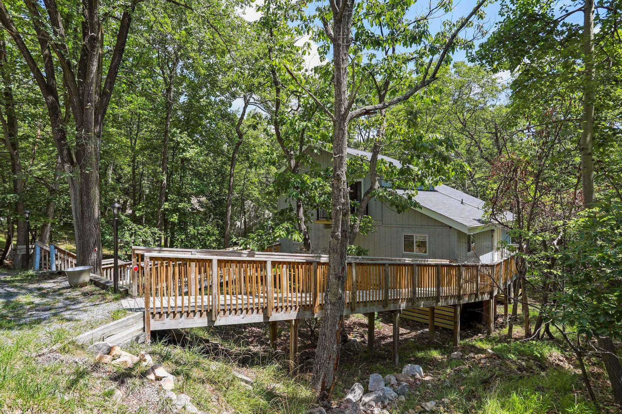 389 RAINIER RD, MCGAHEYSVILLE, Virginia 22840, 4 Bedrooms Bedrooms, ,2 BathroomsBathrooms,Residential,389 RAINIER RD,677548 MLS # 677548