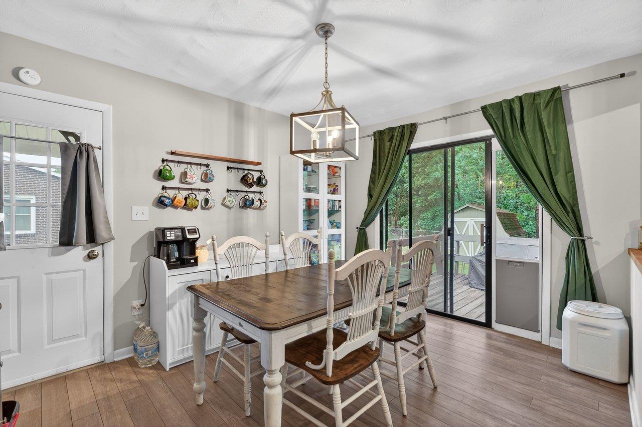 108 BRIARWOOD CIR, STAUNTON, Virginia 24401, 3 Bedrooms Bedrooms, ,2 BathroomsBathrooms,Residential,108 BRIARWOOD CIR,677549 MLS # 677549 108 BRIARWOOD CIR, STAUNTON, Virginia 24401, 3 Bedrooms Bedrooms, ,2 BathroomsBathrooms,Residential,108 BRIARWOOD CIR,677549 MLS # 677549