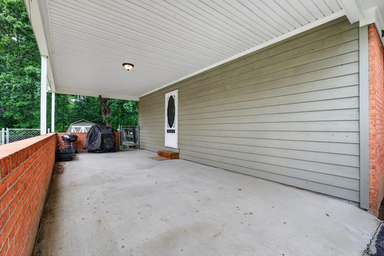 108 BRIARWOOD CIR, STAUNTON, Virginia 24401, 3 Bedrooms Bedrooms, ,2 BathroomsBathrooms,Residential,108 BRIARWOOD CIR,677549 MLS # 677549 108 BRIARWOOD CIR, STAUNTON, Virginia 24401, 3 Bedrooms Bedrooms, ,2 BathroomsBathrooms,Residential,108 BRIARWOOD CIR,677549 MLS # 677549
