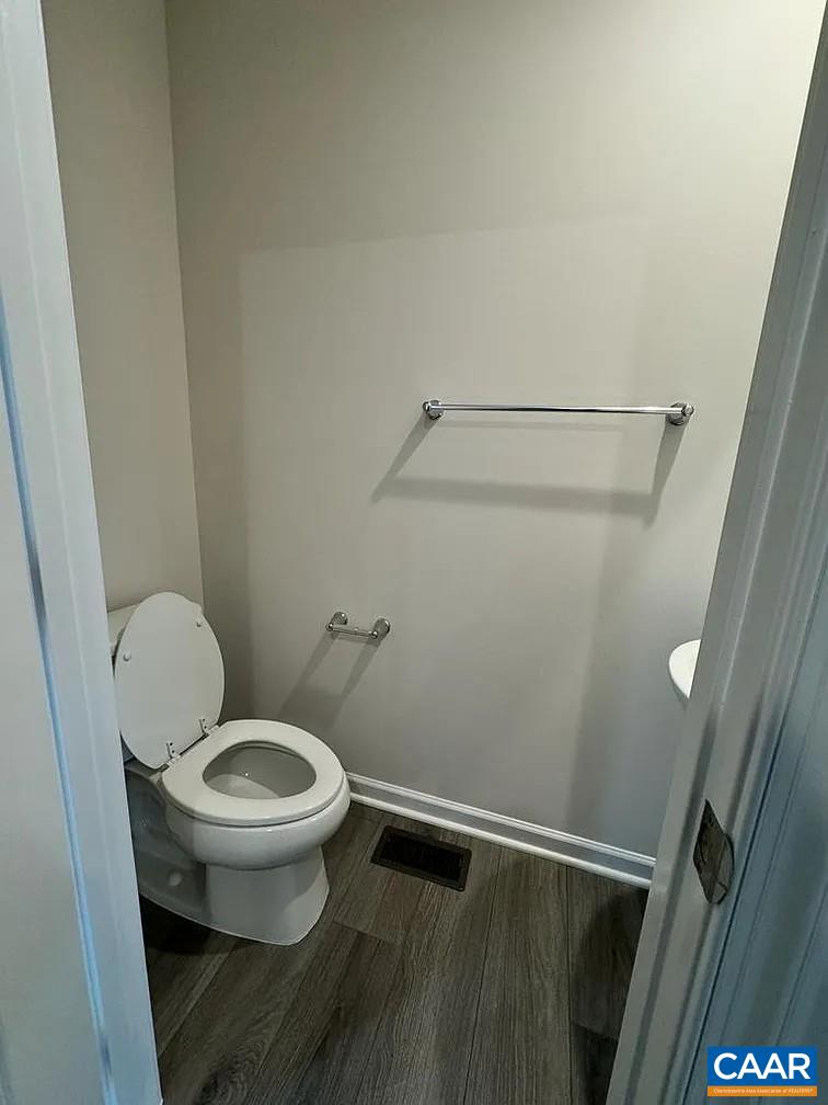 128 WALSH LN, WAYNESBORO, Virginia 22980, 4 Bedrooms Bedrooms, ,3 BathroomsBathrooms,Residential,128 WALSH LN,677552 MLS # 677552 128 WALSH LN, WAYNESBORO, Virginia 22980, 4 Bedrooms Bedrooms, ,3 BathroomsBathrooms,Residential,128 WALSH LN,677552 MLS # 677552