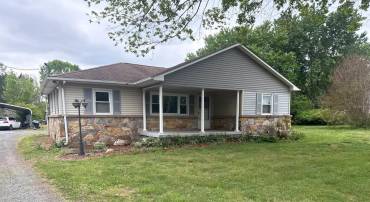 6281 CATLETT RD, BEALETON, Virginia 22712, 2 Bedrooms Bedrooms, ,1 BathroomBathrooms,Residential,6281 CATLETT RD,VAFQ2021166 MLS # VAFQ2021166