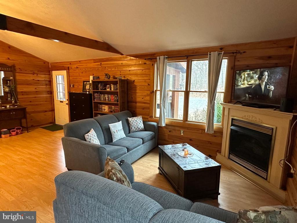 432 CARDINAL DR, LURAY, Virginia 22835, 2 Bedrooms Bedrooms, ,1 BathroomBathrooms,Residential,432 CARDINAL DR,VAPA2006480 MLS # VAPA2006480 432 CARDINAL DR, LURAY, Virginia 22835, 2 Bedrooms Bedrooms, ,1 BathroomBathrooms,Residential,432 CARDINAL DR,VAPA2006480 MLS # VAPA2006480