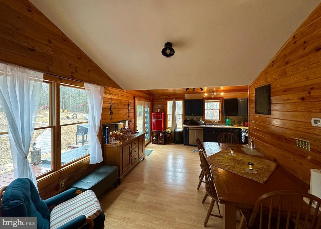 432 CARDINAL DR, LURAY, Virginia 22835, 2 Bedrooms Bedrooms, ,1 BathroomBathrooms,Residential,432 CARDINAL DR,VAPA2006480 MLS # VAPA2006480 432 CARDINAL DR, LURAY, Virginia 22835, 2 Bedrooms Bedrooms, ,1 BathroomBathrooms,Residential,432 CARDINAL DR,VAPA2006480 MLS # VAPA2006480