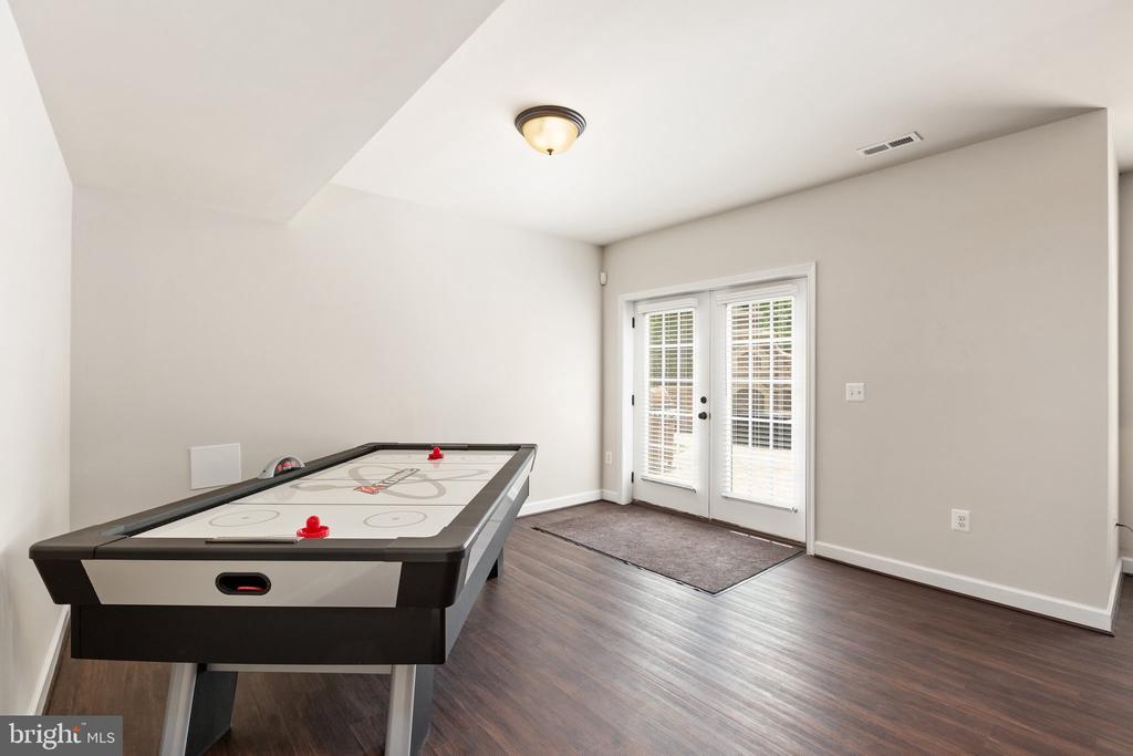 13402 11TH CORPS CT, FREDERICKSBURG, Virginia 22407, 6 Bedrooms Bedrooms, ,4 BathroomsBathrooms,Residential,13402 11TH CORPS CT,VASP2042076 MLS # VASP2042076 13402 11TH CORPS CT, FREDERICKSBURG, Virginia 22407, 6 Bedrooms Bedrooms, ,4 BathroomsBathrooms,Residential,13402 11TH CORPS CT,VASP2042076 MLS # VASP2042076