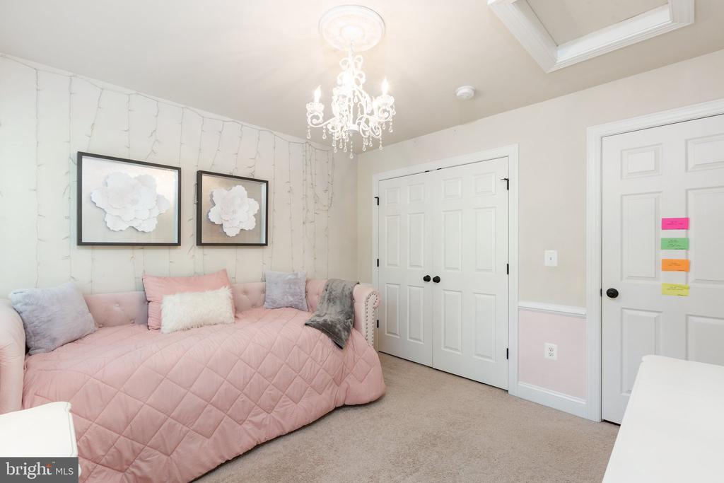 13402 11TH CORPS CT, FREDERICKSBURG, Virginia 22407, 6 Bedrooms Bedrooms, ,4 BathroomsBathrooms,Residential,13402 11TH CORPS CT,VASP2042076 MLS # VASP2042076 13402 11TH CORPS CT, FREDERICKSBURG, Virginia 22407, 6 Bedrooms Bedrooms, ,4 BathroomsBathrooms,Residential,13402 11TH CORPS CT,VASP2042076 MLS # VASP2042076