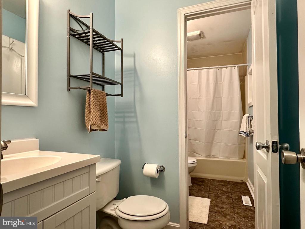 7210 MACKAY CT, SPOTSYLVANIA, Virginia 22553, 3 Bedrooms Bedrooms, ,1 BathroomBathrooms,Residential,7210 MACKAY CT,VASP2042214 MLS # VASP2042214