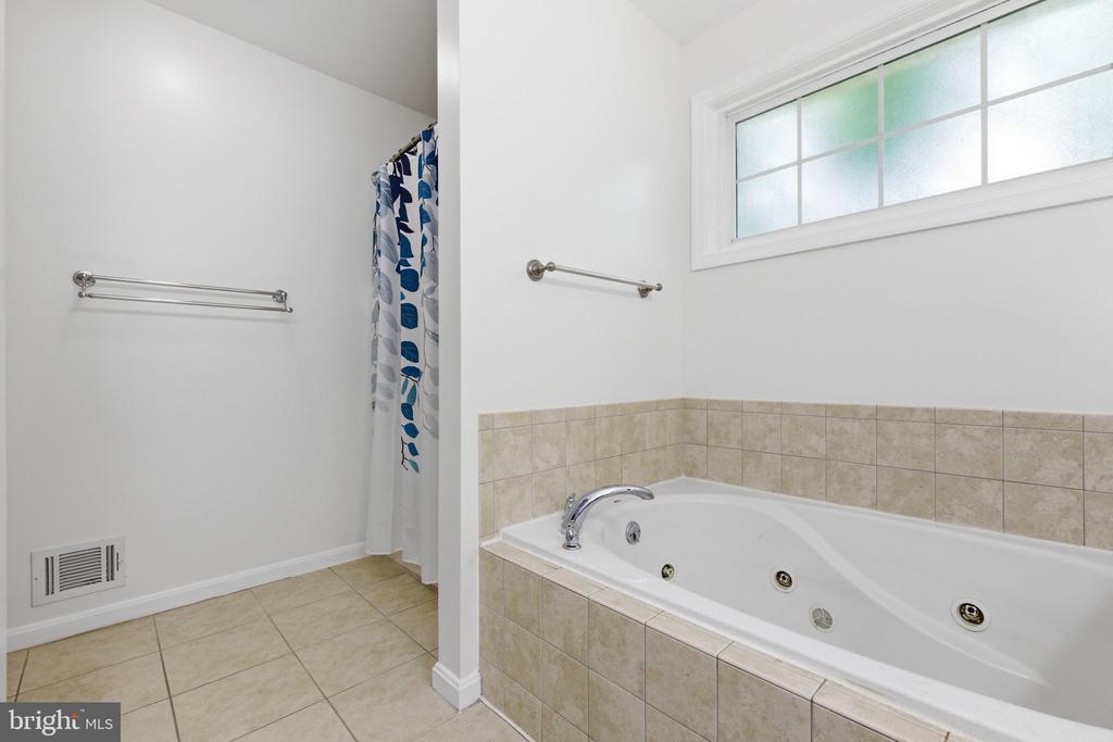 12406 WILDERNESS PARK DR, SPOTSYLVANIA, Virginia 22551, 3 Bedrooms Bedrooms, ,3 BathroomsBathrooms,Residential,12406 WILDERNESS PARK DR,VASP2041744 MLS # VASP2041744 12406 WILDERNESS PARK DR, SPOTSYLVANIA, Virginia 22551, 3 Bedrooms Bedrooms, ,3 BathroomsBathrooms,Residential,12406 WILDERNESS PARK DR,VASP2041744 MLS # VASP2041744
