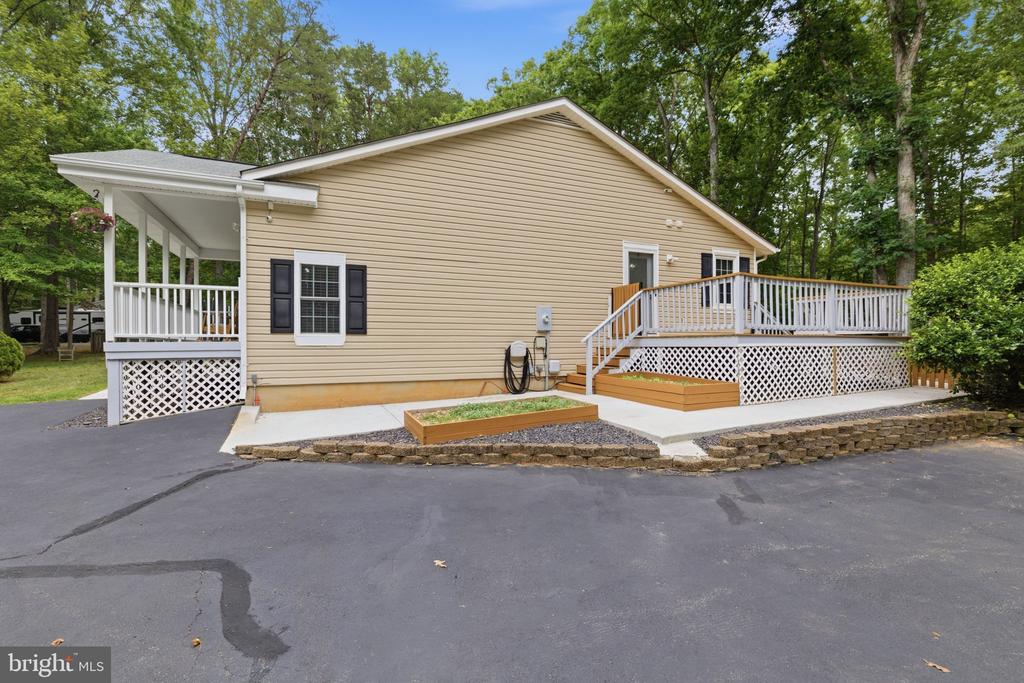 12406 WILDERNESS PARK DR, SPOTSYLVANIA, Virginia 22551, 3 Bedrooms Bedrooms, ,3 BathroomsBathrooms,Residential,12406 WILDERNESS PARK DR,VASP2041744 MLS # VASP2041744 12406 WILDERNESS PARK DR, SPOTSYLVANIA, Virginia 22551, 3 Bedrooms Bedrooms, ,3 BathroomsBathrooms,Residential,12406 WILDERNESS PARK DR,VASP2041744 MLS # VASP2041744