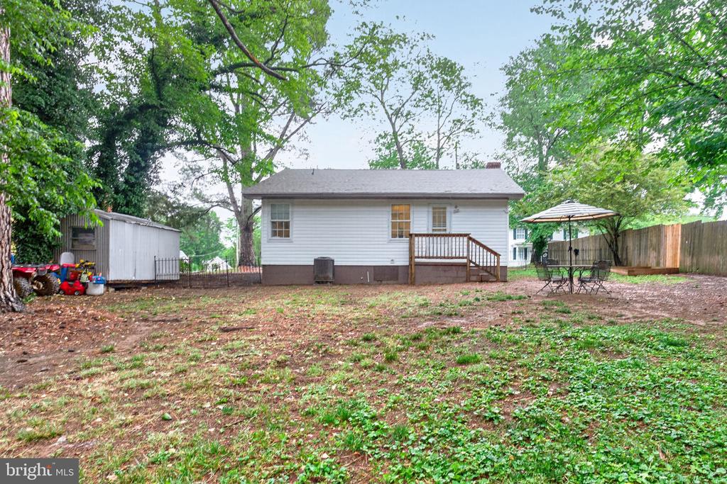 415 S MAIN ST, GORDONSVILLE, Virginia 22942, 2 Bedrooms Bedrooms, ,1 BathroomBathrooms,Residential,415 S MAIN ST,VAOR2014280 MLS # VAOR2014280