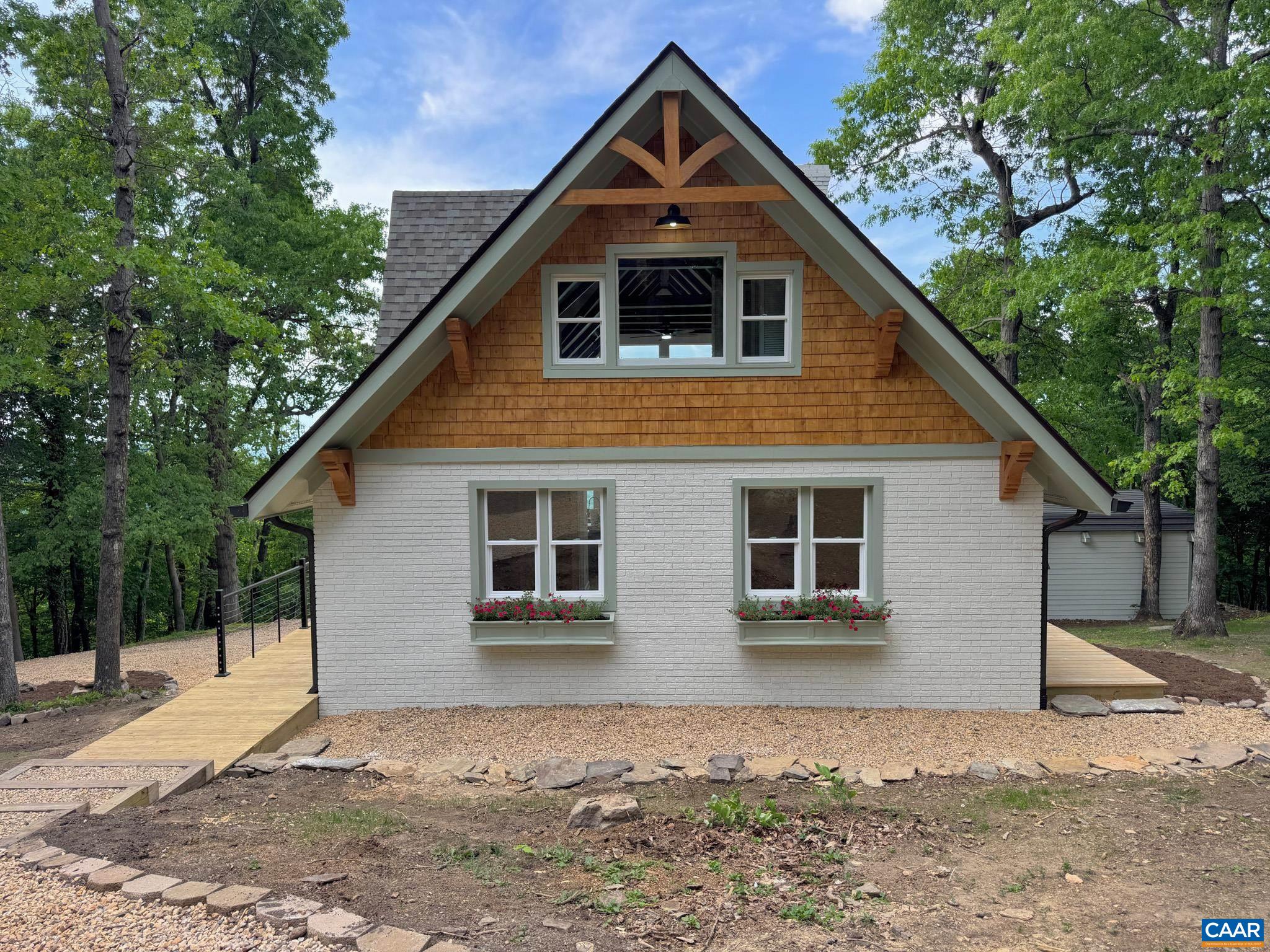 Total Renovation - Modern Alpine Chalet Total Renovation - Modern Alpine Chalet