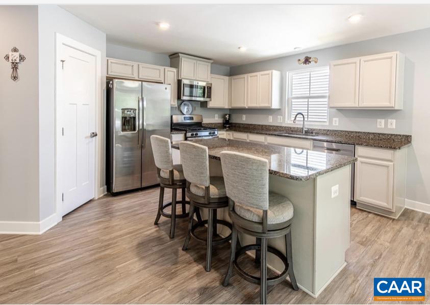 126 VIRGINIA AVE, PALMYRA, Virginia 22963, 3 Bedrooms Bedrooms, ,2 BathroomsBathrooms,Residential,126 VIRGINIA AVE,677560 MLS # 677560 126 VIRGINIA AVE, PALMYRA, Virginia 22963, 3 Bedrooms Bedrooms, ,2 BathroomsBathrooms,Residential,126 VIRGINIA AVE,677560 MLS # 677560