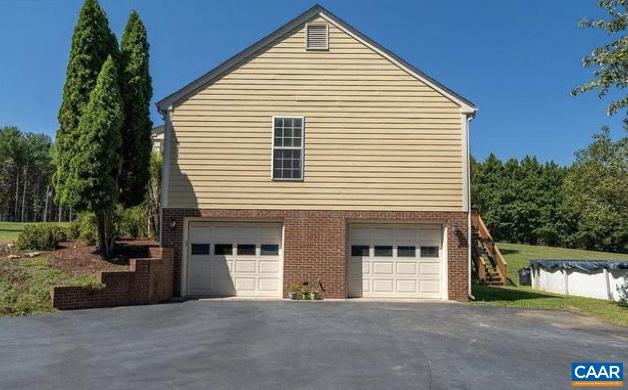1760 MEADOWVIEW LN, RUCKERSVILLE, Virginia 22968, 3 Bedrooms Bedrooms, ,3 BathroomsBathrooms,Residential,1760 MEADOWVIEW LN,677562 MLS # 677562 1760 MEADOWVIEW LN, RUCKERSVILLE, Virginia 22968, 3 Bedrooms Bedrooms, ,3 BathroomsBathrooms,Residential,1760 MEADOWVIEW LN,677562 MLS # 677562
