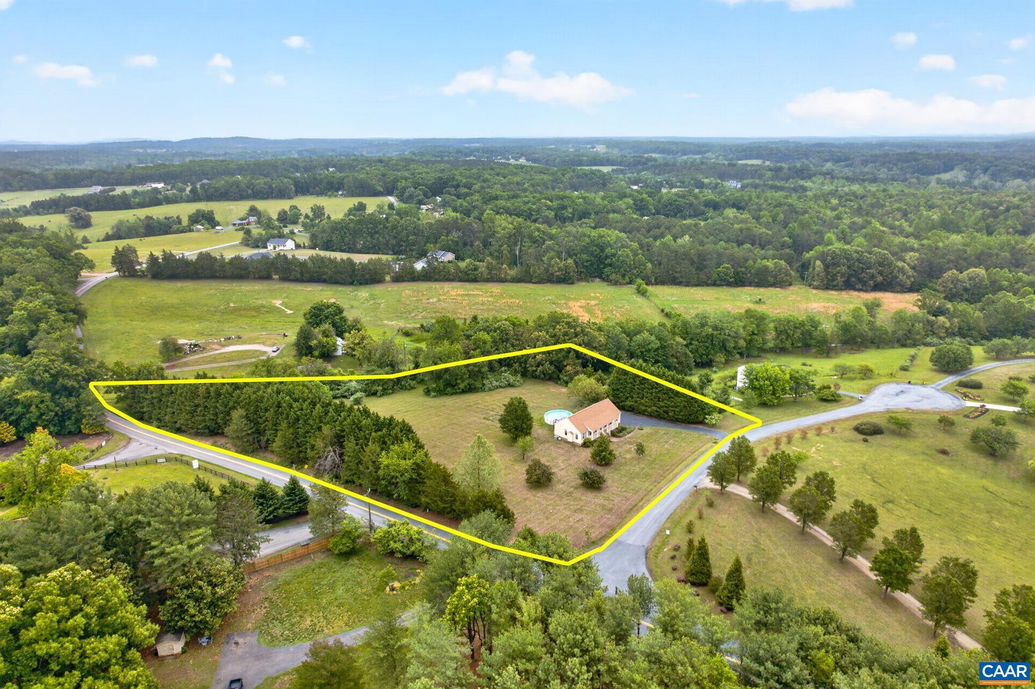 1760 MEADOWVIEW LN, RUCKERSVILLE, Virginia 22968, 3 Bedrooms Bedrooms, ,3 BathroomsBathrooms,Residential,1760 MEADOWVIEW LN,677562 MLS # 677562 1760 MEADOWVIEW LN, RUCKERSVILLE, Virginia 22968, 3 Bedrooms Bedrooms, ,3 BathroomsBathrooms,Residential,1760 MEADOWVIEW LN,677562 MLS # 677562