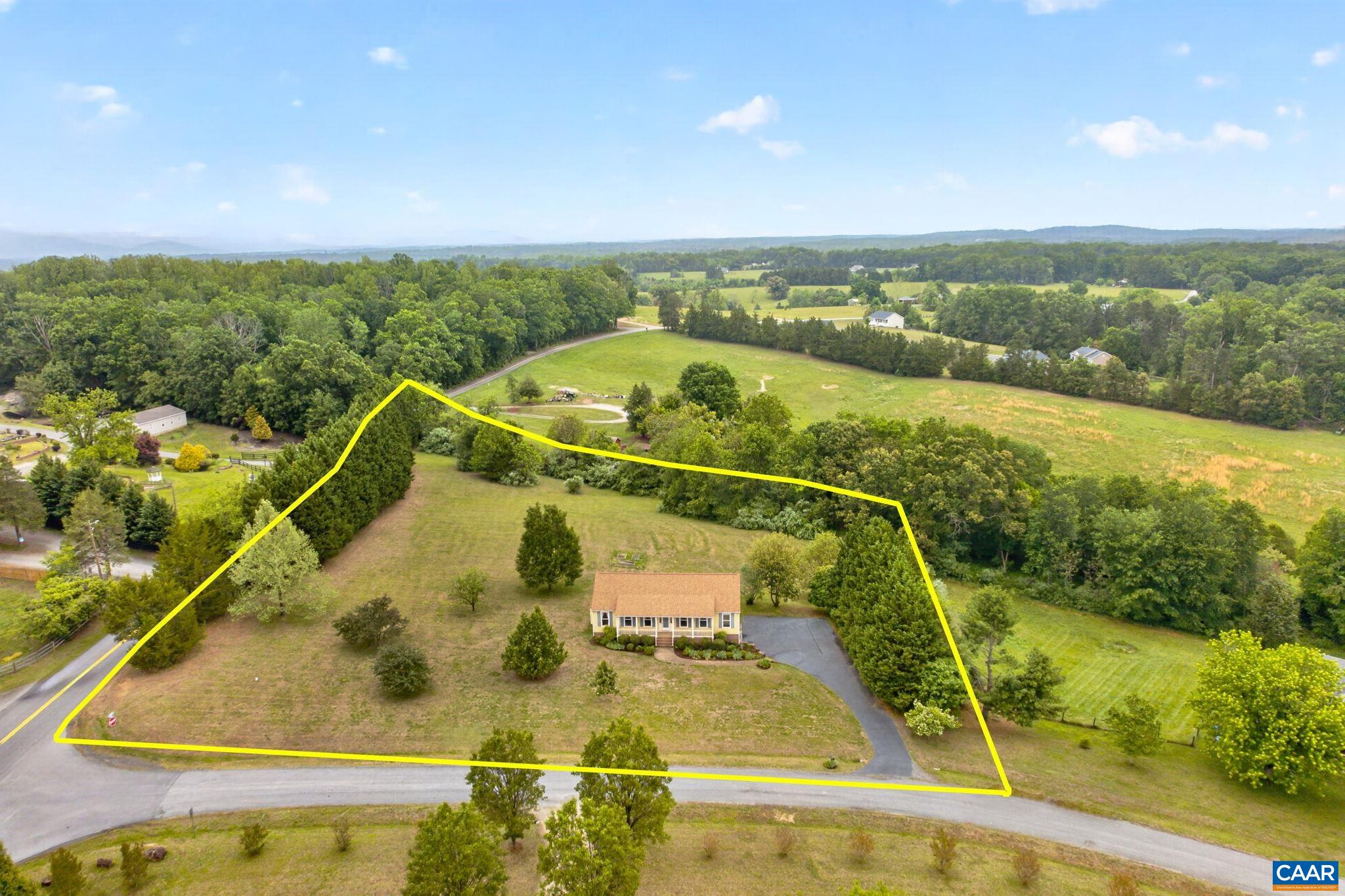 1760 MEADOWVIEW LN, RUCKERSVILLE, Virginia 22968, 3 Bedrooms Bedrooms, ,3 BathroomsBathrooms,Residential,1760 MEADOWVIEW LN,677562 MLS # 677562 1760 MEADOWVIEW LN, RUCKERSVILLE, Virginia 22968, 3 Bedrooms Bedrooms, ,3 BathroomsBathrooms,Residential,1760 MEADOWVIEW LN,677562 MLS # 677562