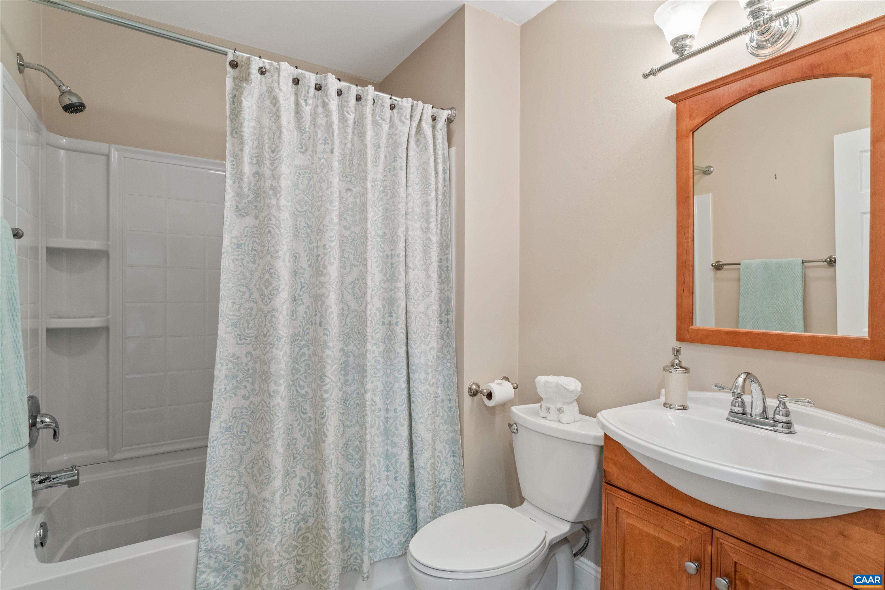 1039 GLENWOOD STATION LN, CHARLOTTESVILLE, Virginia 22901, 4 Bedrooms Bedrooms, ,3 BathroomsBathrooms,Residential,1039 GLENWOOD STATION LN,677565 MLS # 677565