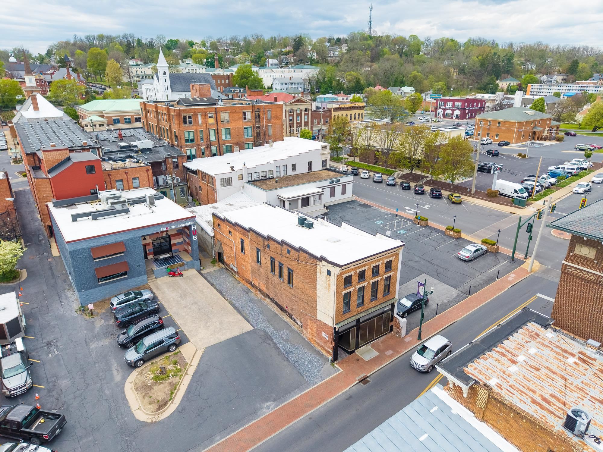 32 N AUGUSTA ST, STAUNTON, Virginia 24401, ,Commercial,32 N AUGUSTA ST,677573 MLS # 677573 32 N AUGUSTA ST, STAUNTON, Virginia 24401, ,Commercial,32 N AUGUSTA ST,677573 MLS # 677573