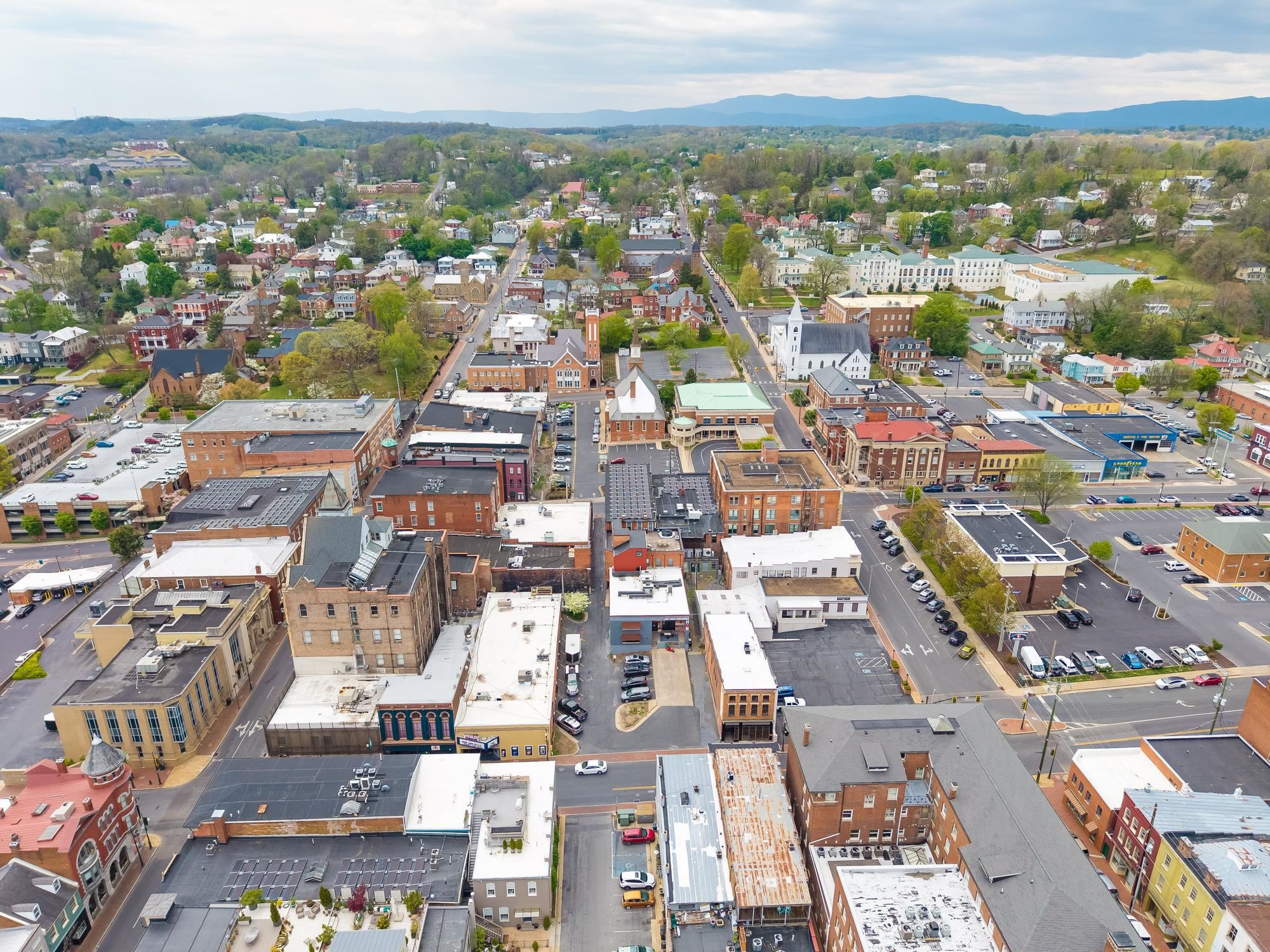 32 N AUGUSTA ST, STAUNTON, Virginia 24401, ,Commercial,32 N AUGUSTA ST,677573 MLS # 677573 32 N AUGUSTA ST, STAUNTON, Virginia 24401, ,Commercial,32 N AUGUSTA ST,677573 MLS # 677573