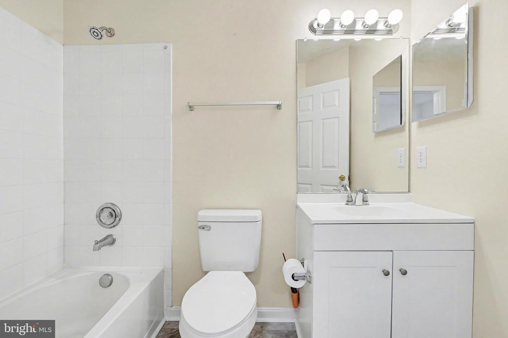 359 SNYDER LN, CULPEPER, Virginia 22701, 3 Bedrooms Bedrooms, ,2 BathroomsBathrooms,Residential,359 SNYDER LN,VACU2013236 MLS # VACU2013236