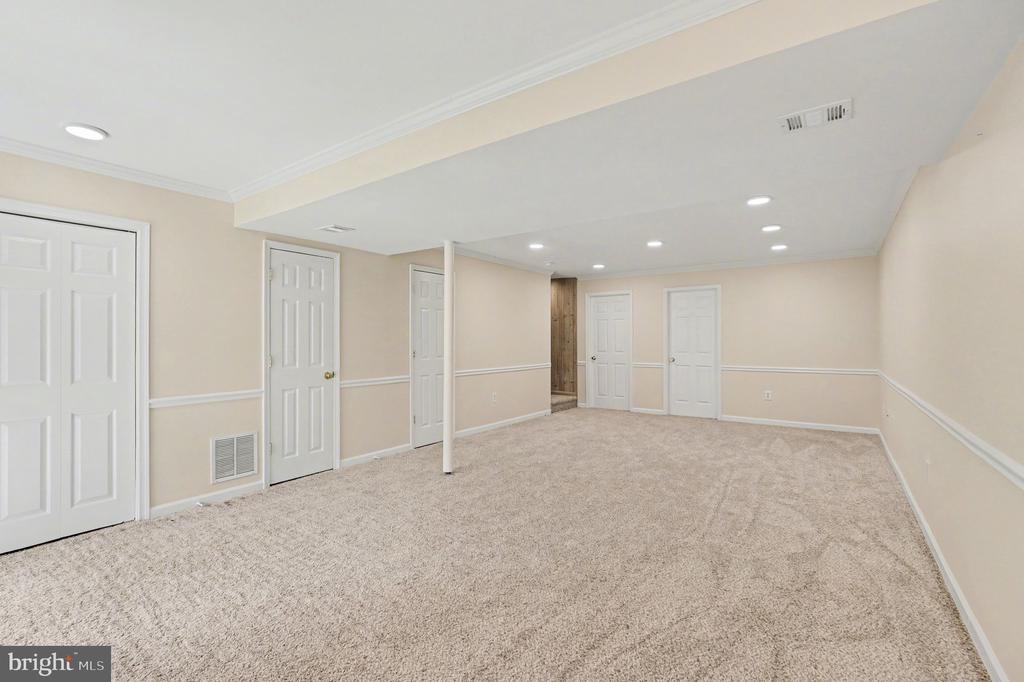 359 SNYDER LN, CULPEPER, Virginia 22701, 3 Bedrooms Bedrooms, ,2 BathroomsBathrooms,Residential,359 SNYDER LN,VACU2013236 MLS # VACU2013236
