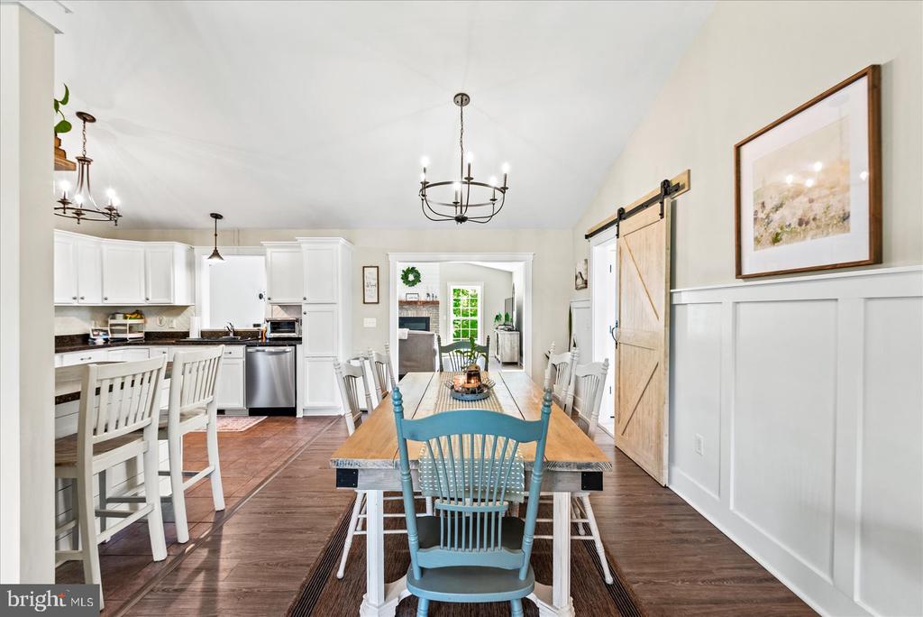 7133 SUNSET RD, SPOTSYLVANIA, Virginia 22551, 3 Bedrooms Bedrooms, ,2 BathroomsBathrooms,Residential,7133 SUNSET RD,VASP2042100 MLS # VASP2042100 7133 SUNSET RD, SPOTSYLVANIA, Virginia 22551, 3 Bedrooms Bedrooms, ,2 BathroomsBathrooms,Residential,7133 SUNSET RD,VASP2042100 MLS # VASP2042100