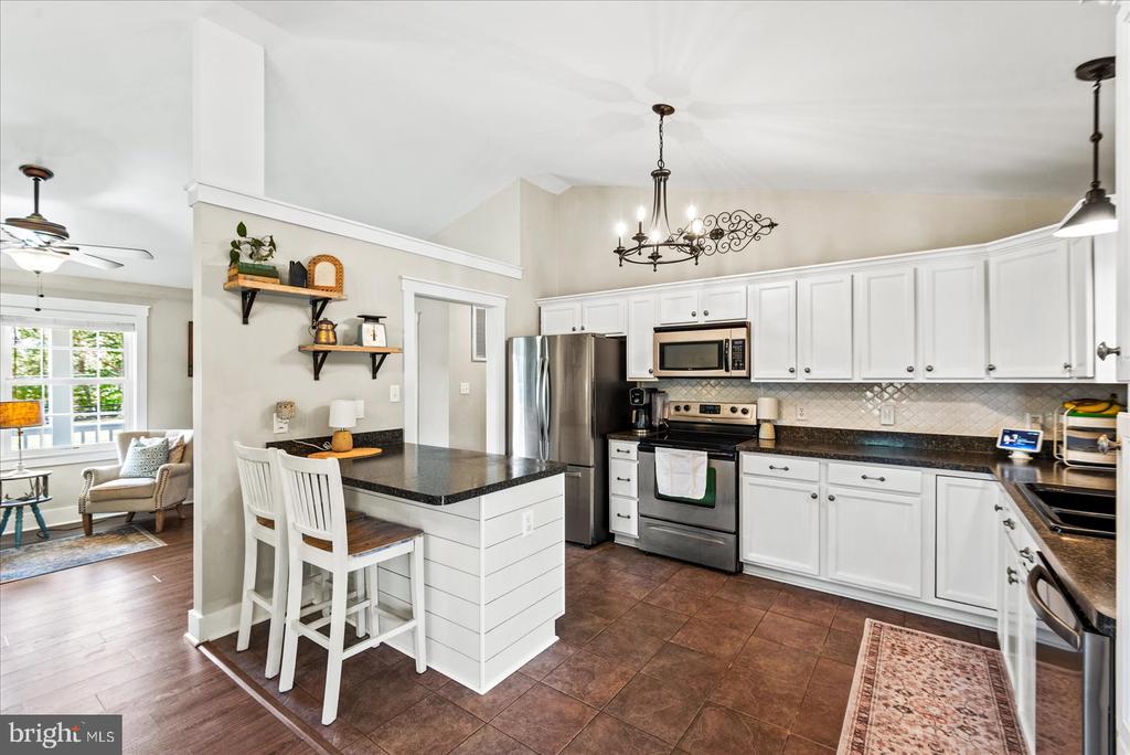 7133 SUNSET RD, SPOTSYLVANIA, Virginia 22551, 3 Bedrooms Bedrooms, ,2 BathroomsBathrooms,Residential,7133 SUNSET RD,VASP2042100 MLS # VASP2042100 7133 SUNSET RD, SPOTSYLVANIA, Virginia 22551, 3 Bedrooms Bedrooms, ,2 BathroomsBathrooms,Residential,7133 SUNSET RD,VASP2042100 MLS # VASP2042100