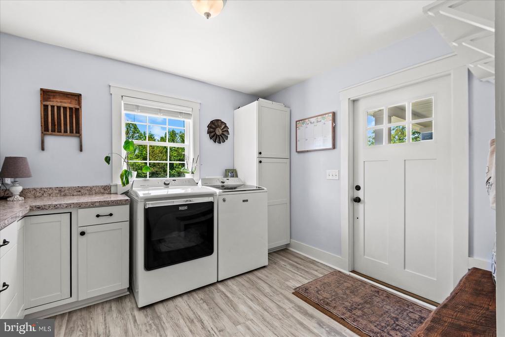 7133 SUNSET RD, SPOTSYLVANIA, Virginia 22551, 3 Bedrooms Bedrooms, ,2 BathroomsBathrooms,Residential,7133 SUNSET RD,VASP2042100 MLS # VASP2042100 7133 SUNSET RD, SPOTSYLVANIA, Virginia 22551, 3 Bedrooms Bedrooms, ,2 BathroomsBathrooms,Residential,7133 SUNSET RD,VASP2042100 MLS # VASP2042100