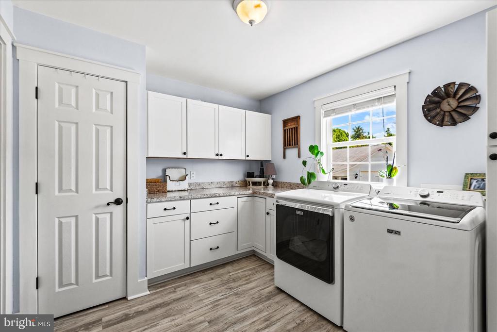 7133 SUNSET RD, SPOTSYLVANIA, Virginia 22551, 3 Bedrooms Bedrooms, ,2 BathroomsBathrooms,Residential,7133 SUNSET RD,VASP2042100 MLS # VASP2042100 7133 SUNSET RD, SPOTSYLVANIA, Virginia 22551, 3 Bedrooms Bedrooms, ,2 BathroomsBathrooms,Residential,7133 SUNSET RD,VASP2042100 MLS # VASP2042100