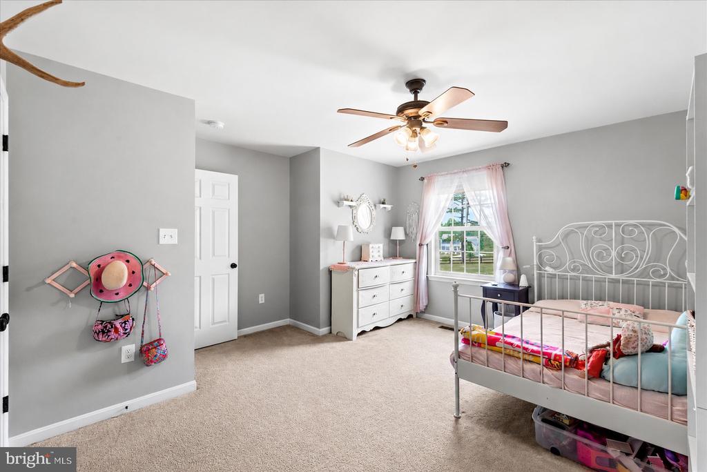 7133 SUNSET RD, SPOTSYLVANIA, Virginia 22551, 3 Bedrooms Bedrooms, ,2 BathroomsBathrooms,Residential,7133 SUNSET RD,VASP2042100 MLS # VASP2042100 7133 SUNSET RD, SPOTSYLVANIA, Virginia 22551, 3 Bedrooms Bedrooms, ,2 BathroomsBathrooms,Residential,7133 SUNSET RD,VASP2042100 MLS # VASP2042100